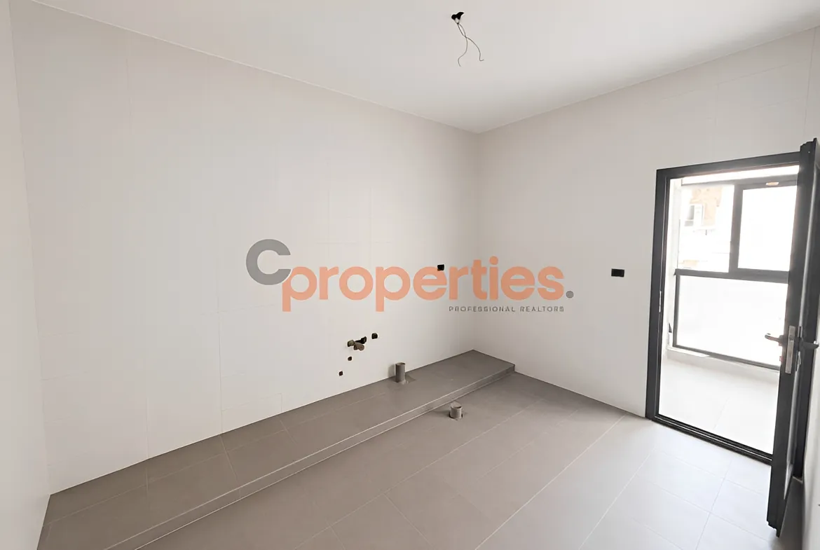 Apartment for Sale in Ain El Remmaneh - 3 bed, 2 bath