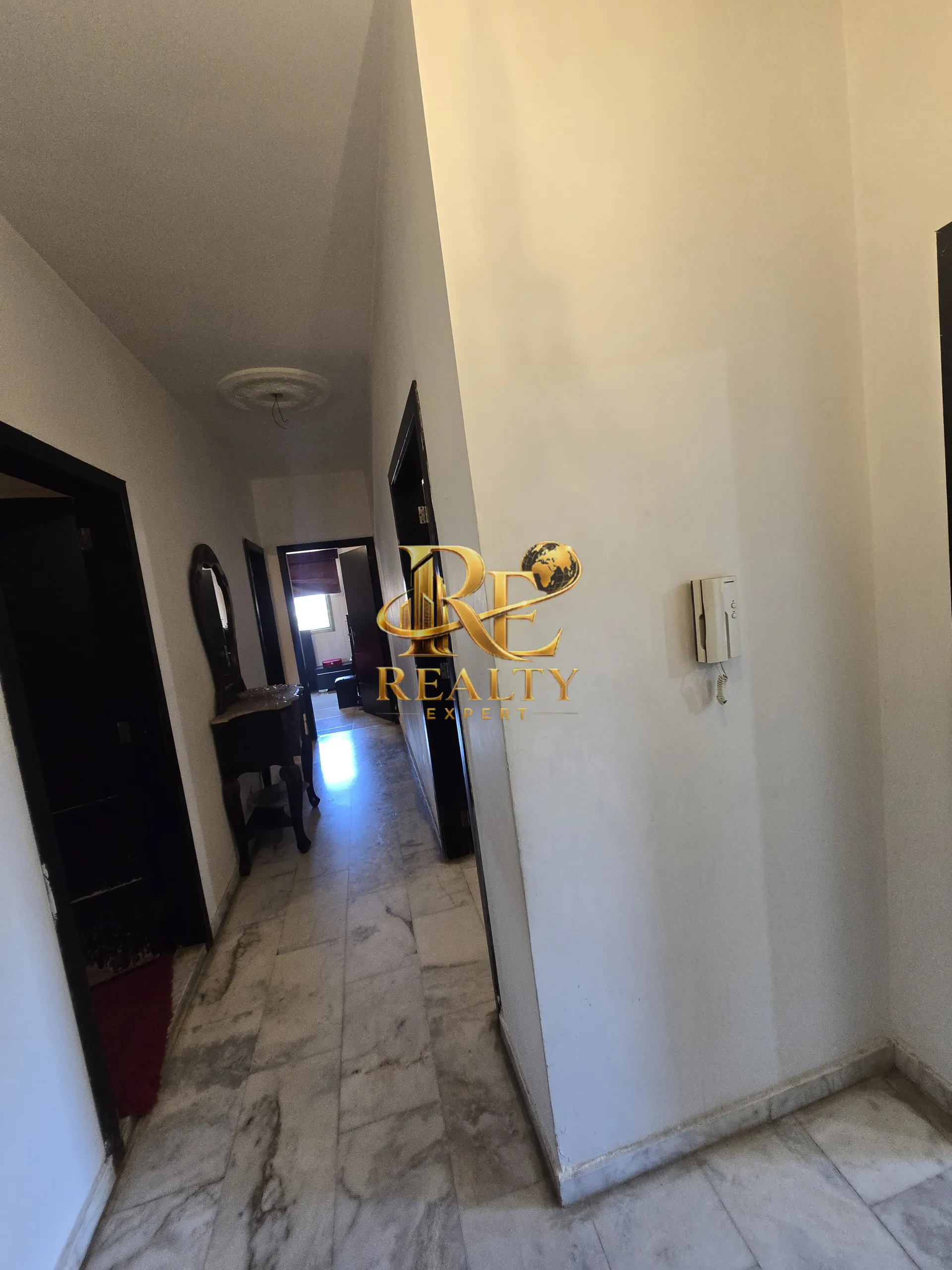 شقة for sale in شويفات القبة، لبنان
