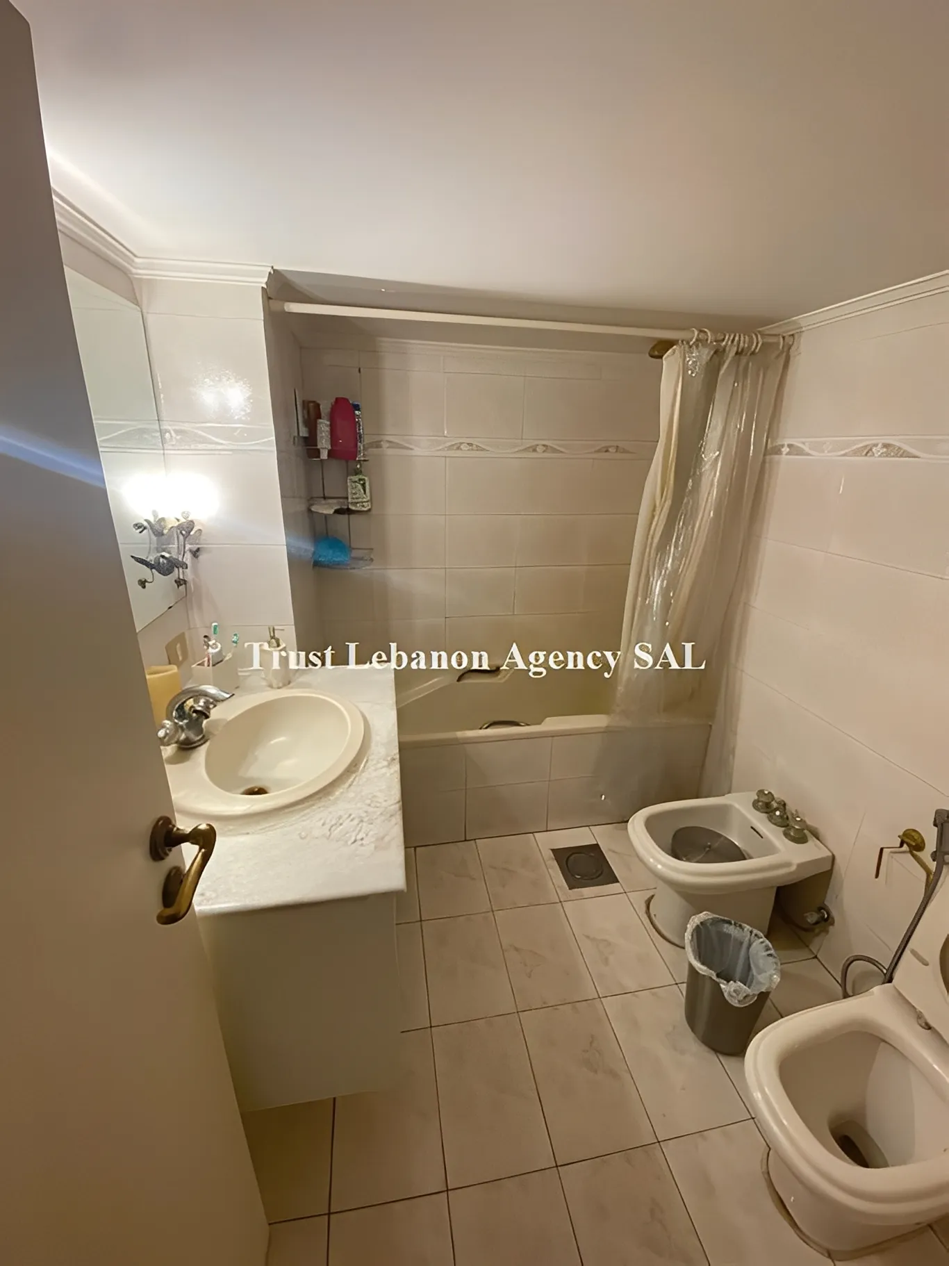 Apartment for Sale in Tariq El Jdideh Beirut Lebanon - 2 bed, 3 bath