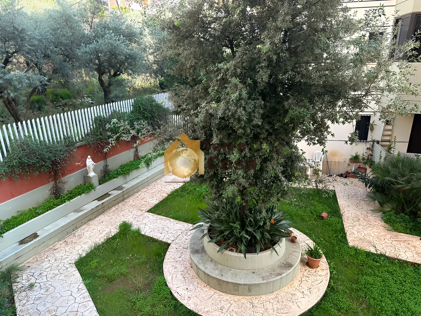 Duplex for rent in Mansourieh
