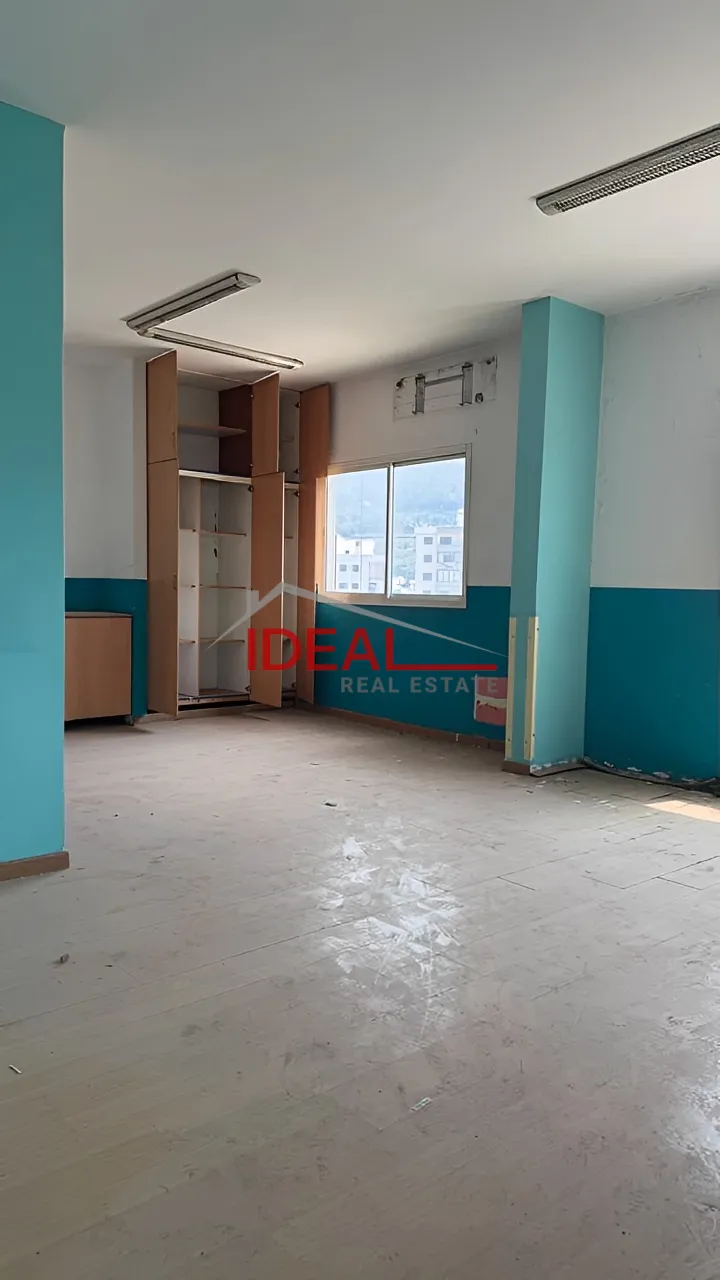 Shop for rent in Zouk Mosbeh, Lebanon