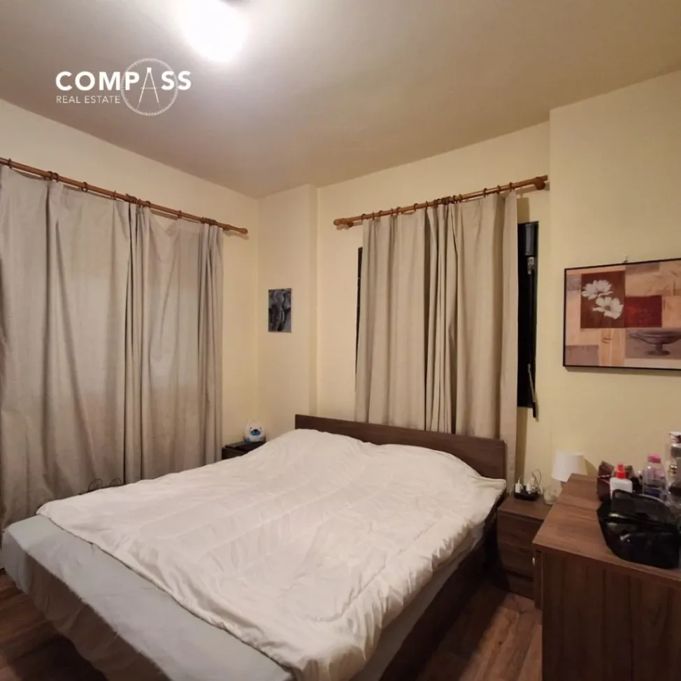Apartment for rent in Sioufi, Bayrut, Lebanon - 3 bed, 2 bath
