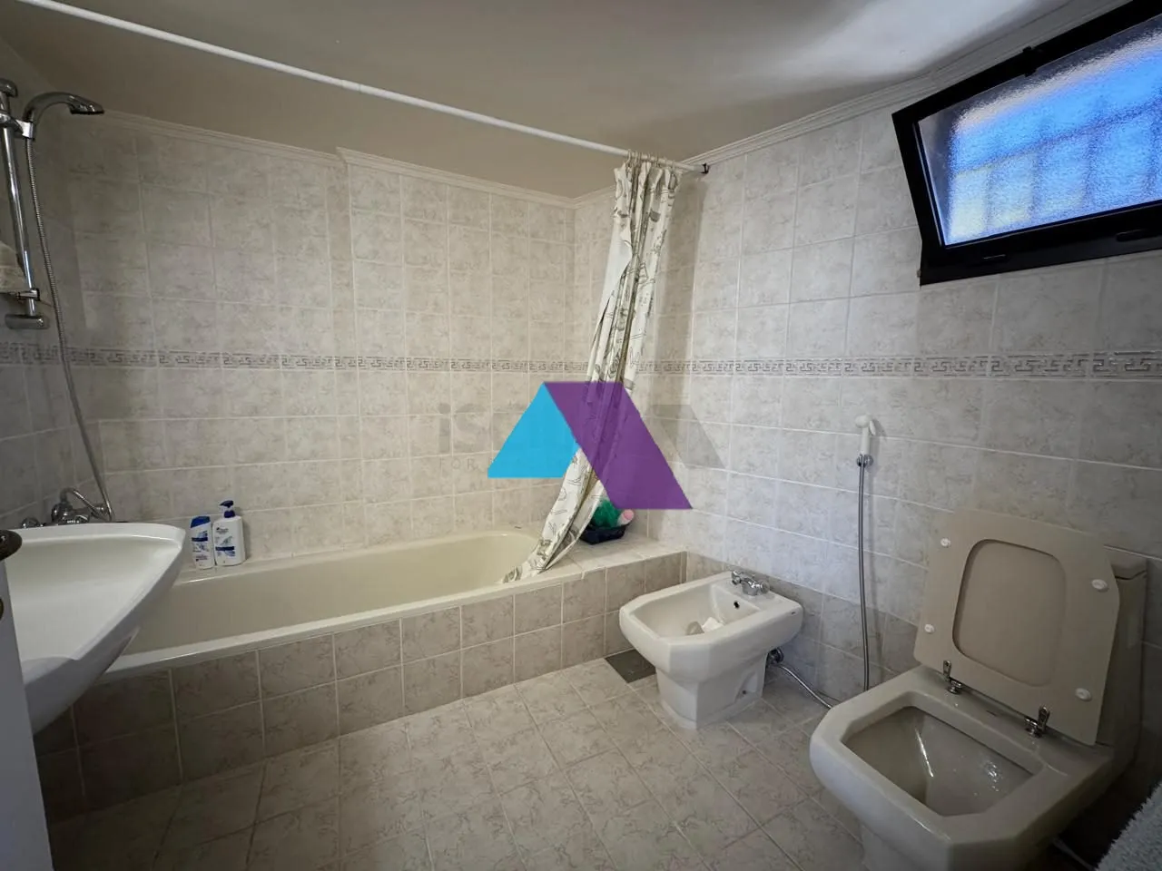 Villa for Sale in Aannaya