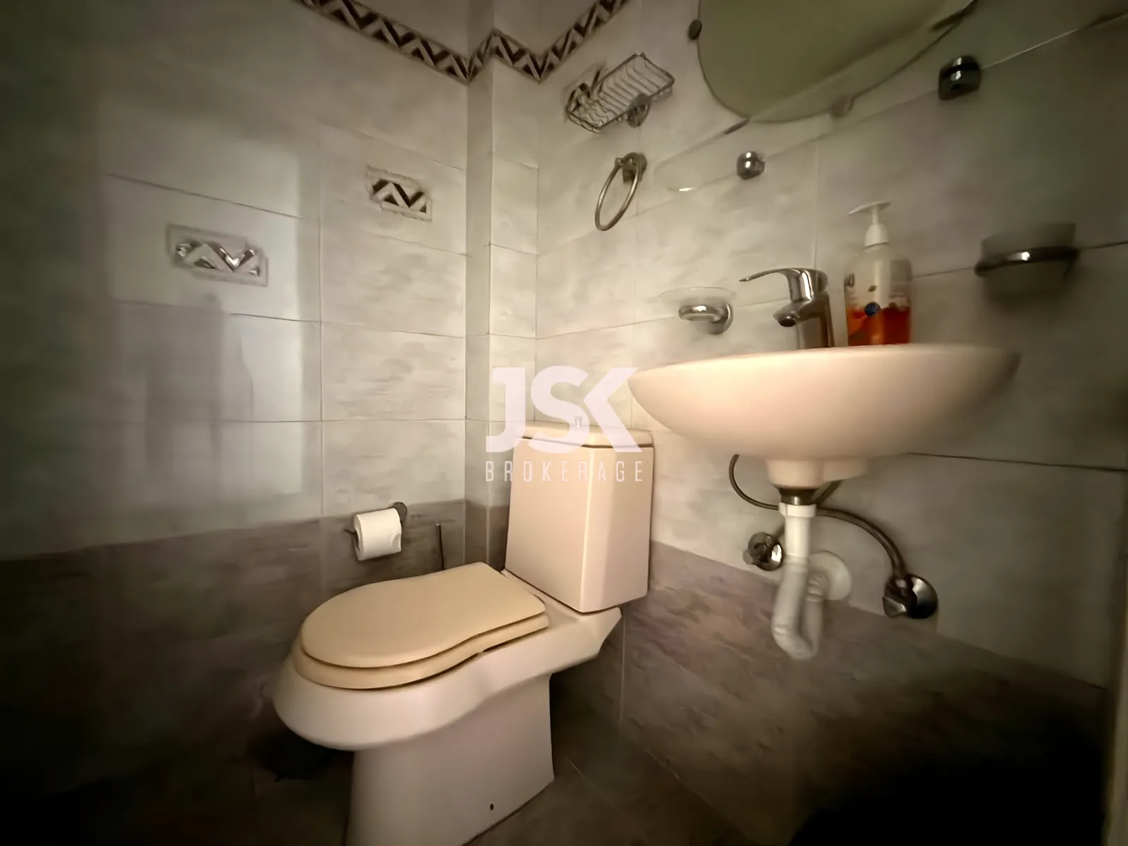 Apartment for Rent in Achrafieh