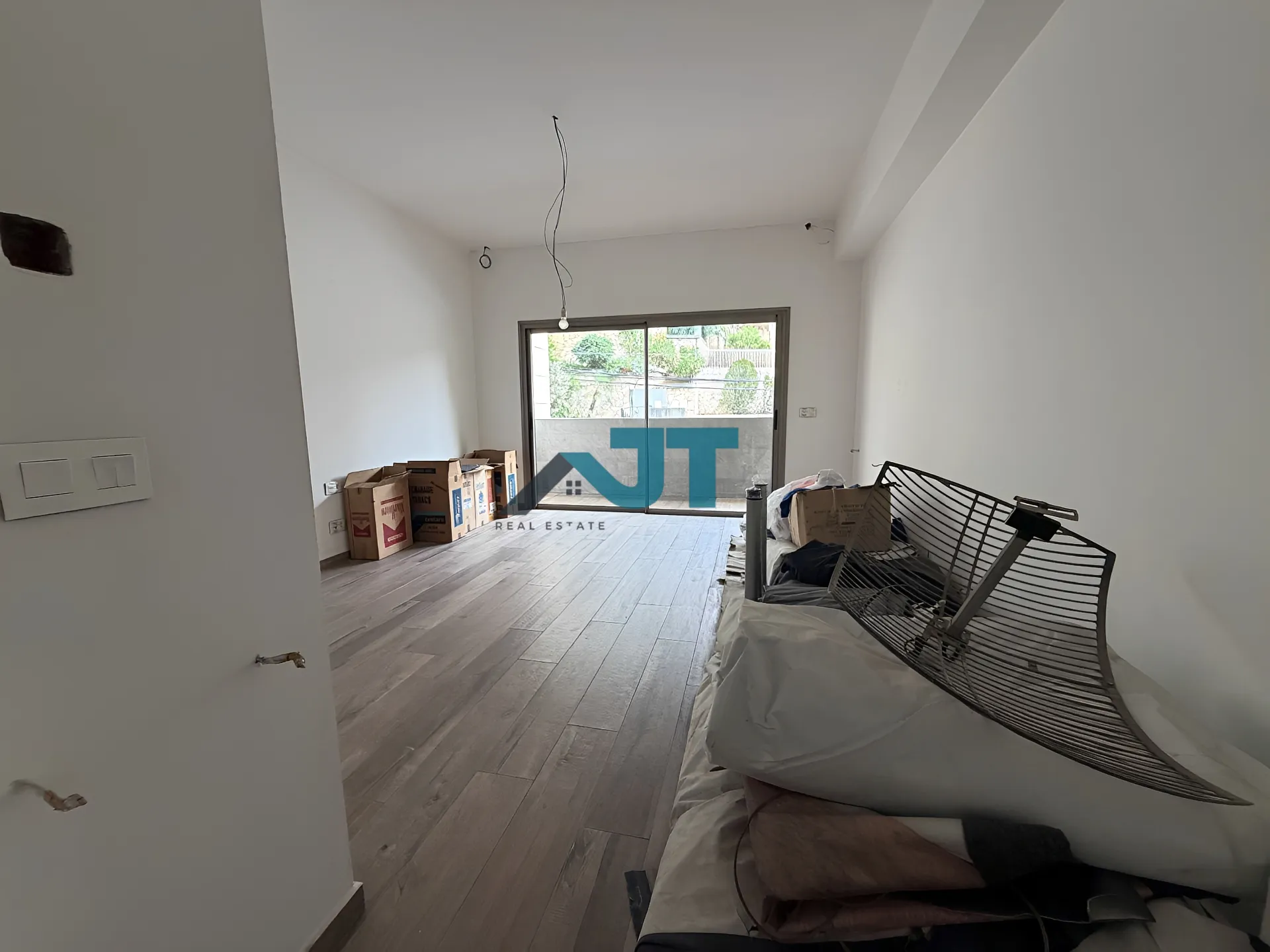 Apartment for rent in Mtayleb