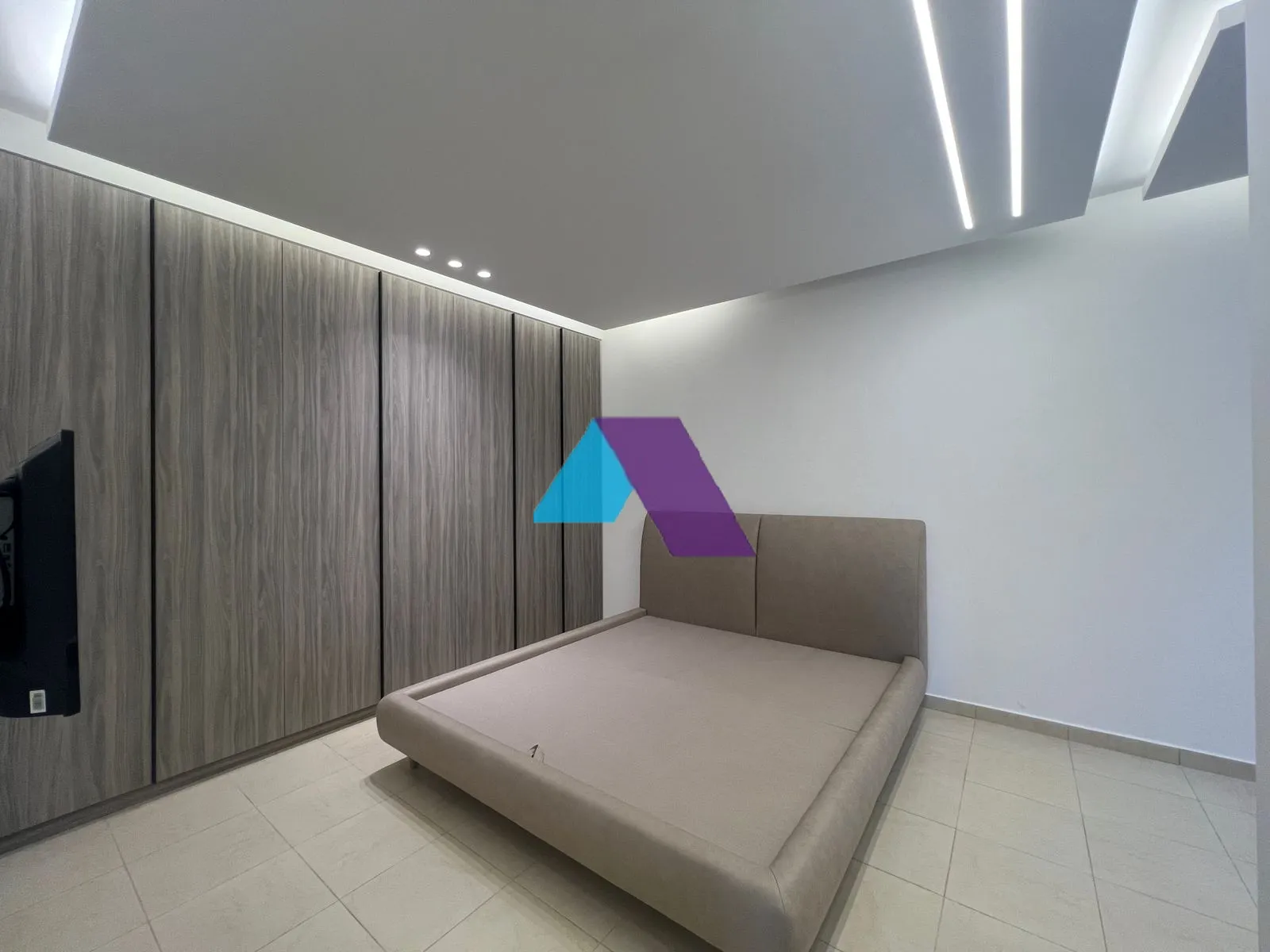 Apartment for Sale in Ain Saadeh
