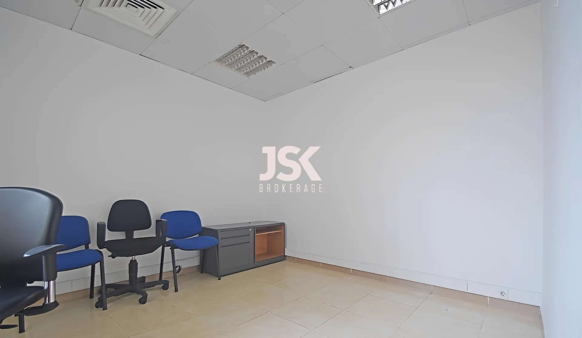 Office for Rent in Achrafieh