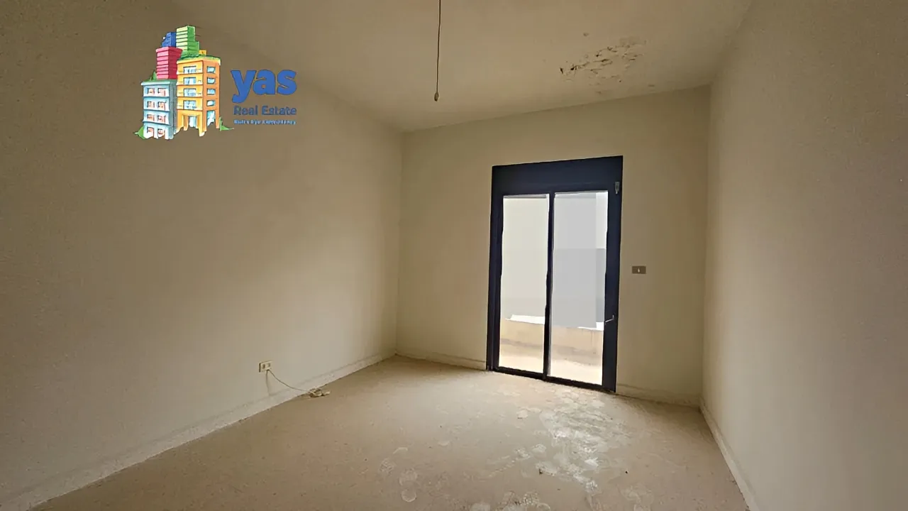 Apartment for Sale in Ballouneh