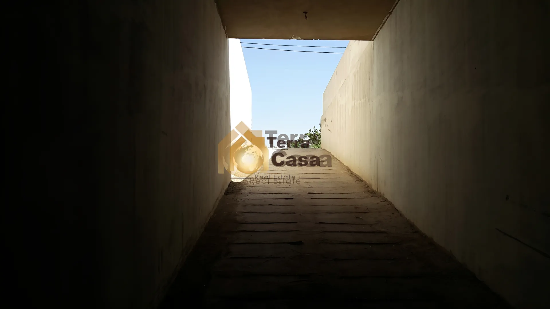 Commercial for rent in Haouch el Omara, Lebanon