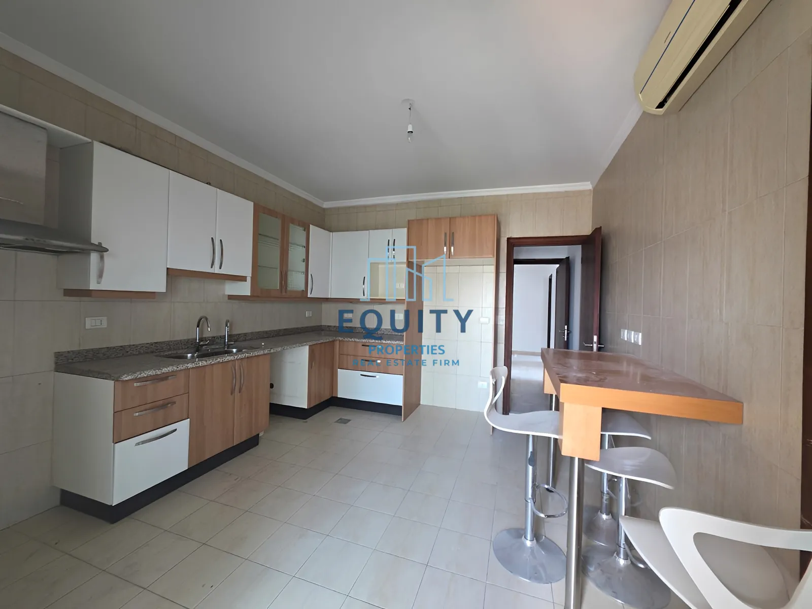 Apartment for sale in Sioufi