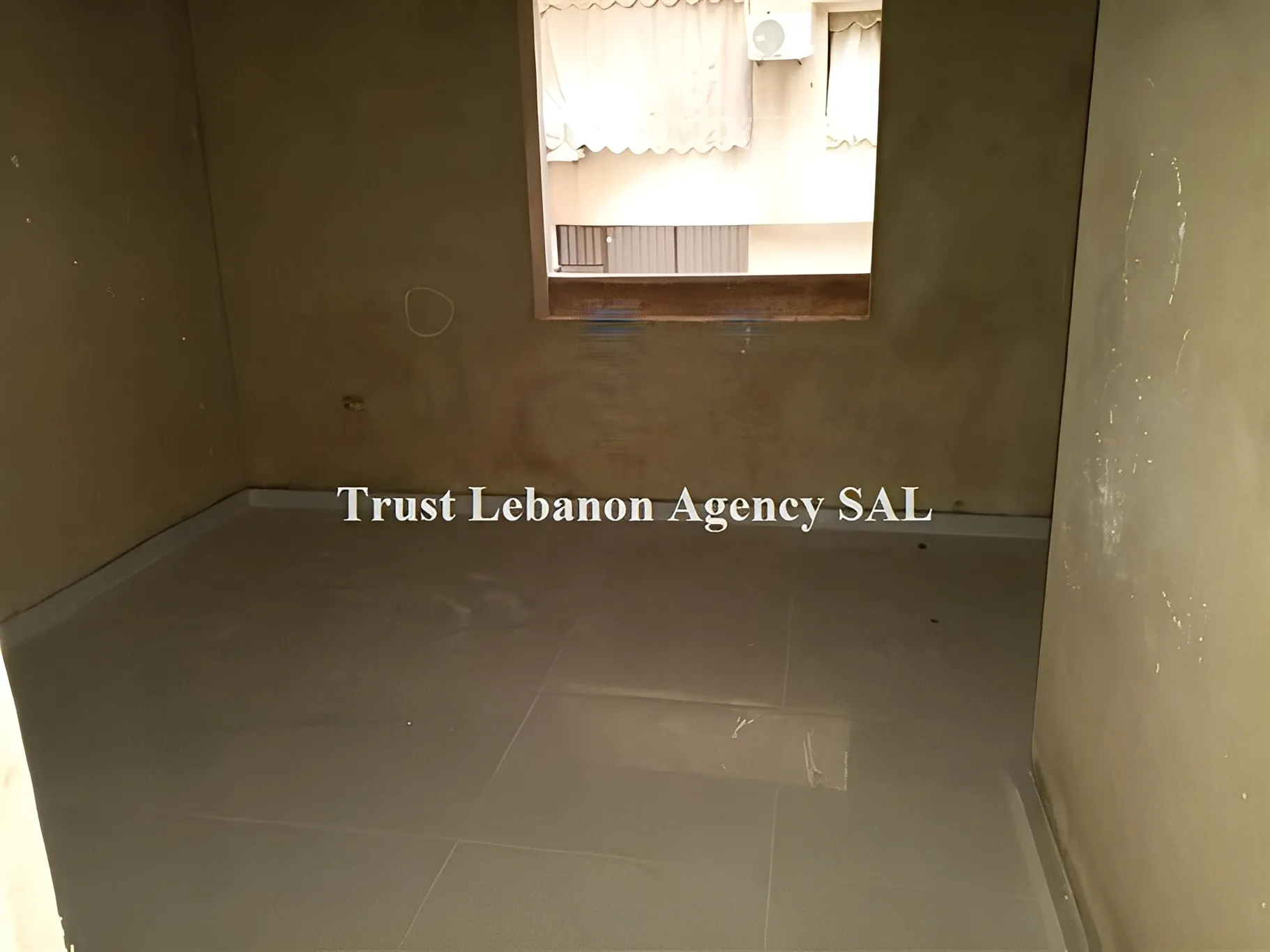 Apartment for Sale in Beirut Bachoura - 4 bed, 3 bath