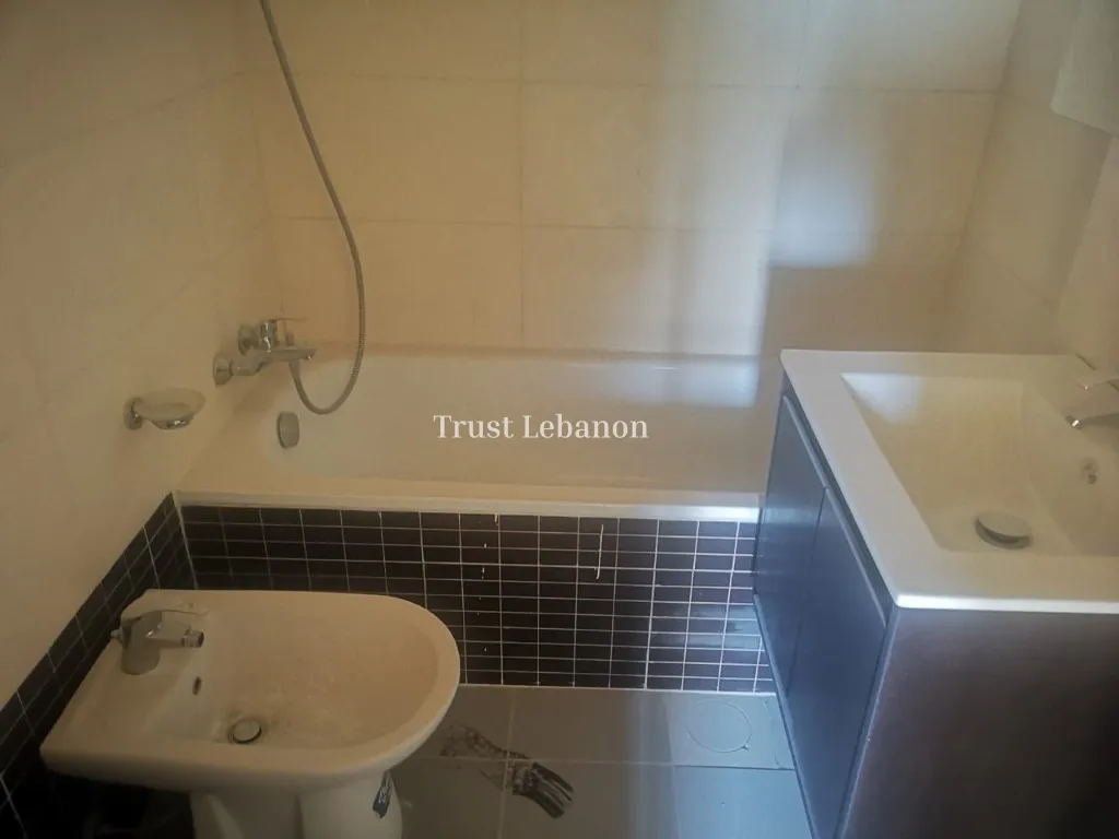 Apartment for sale in Jouret El Ballout, Lebanon