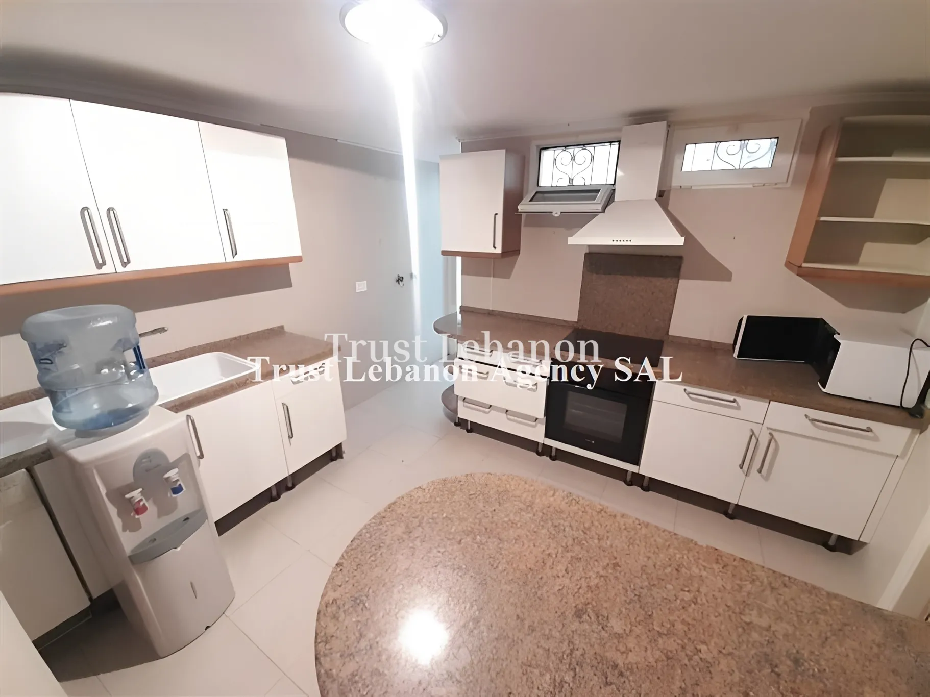 Apartment for rent in Ballouneh, Lebanon
