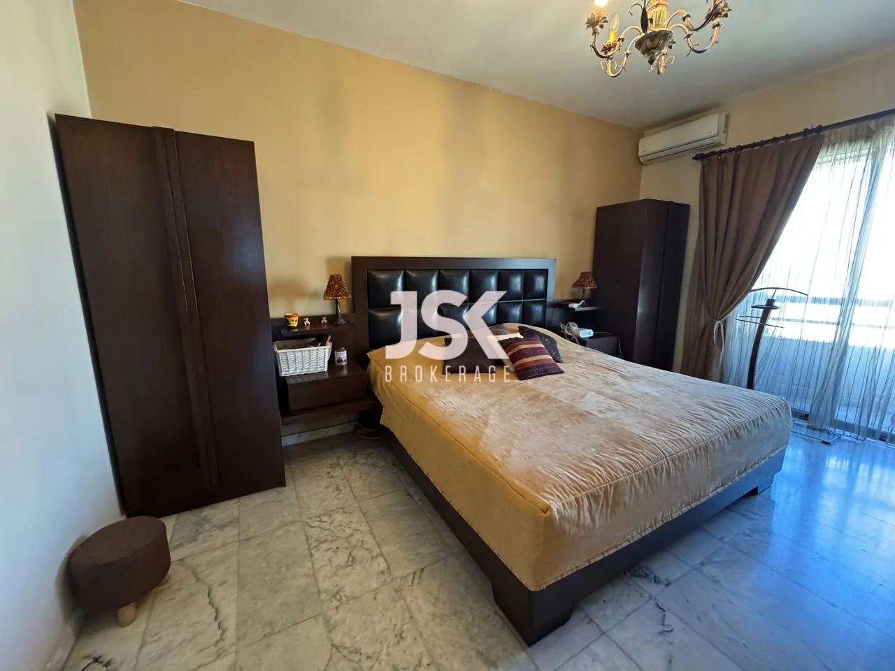 Apartment for Sale in Ras