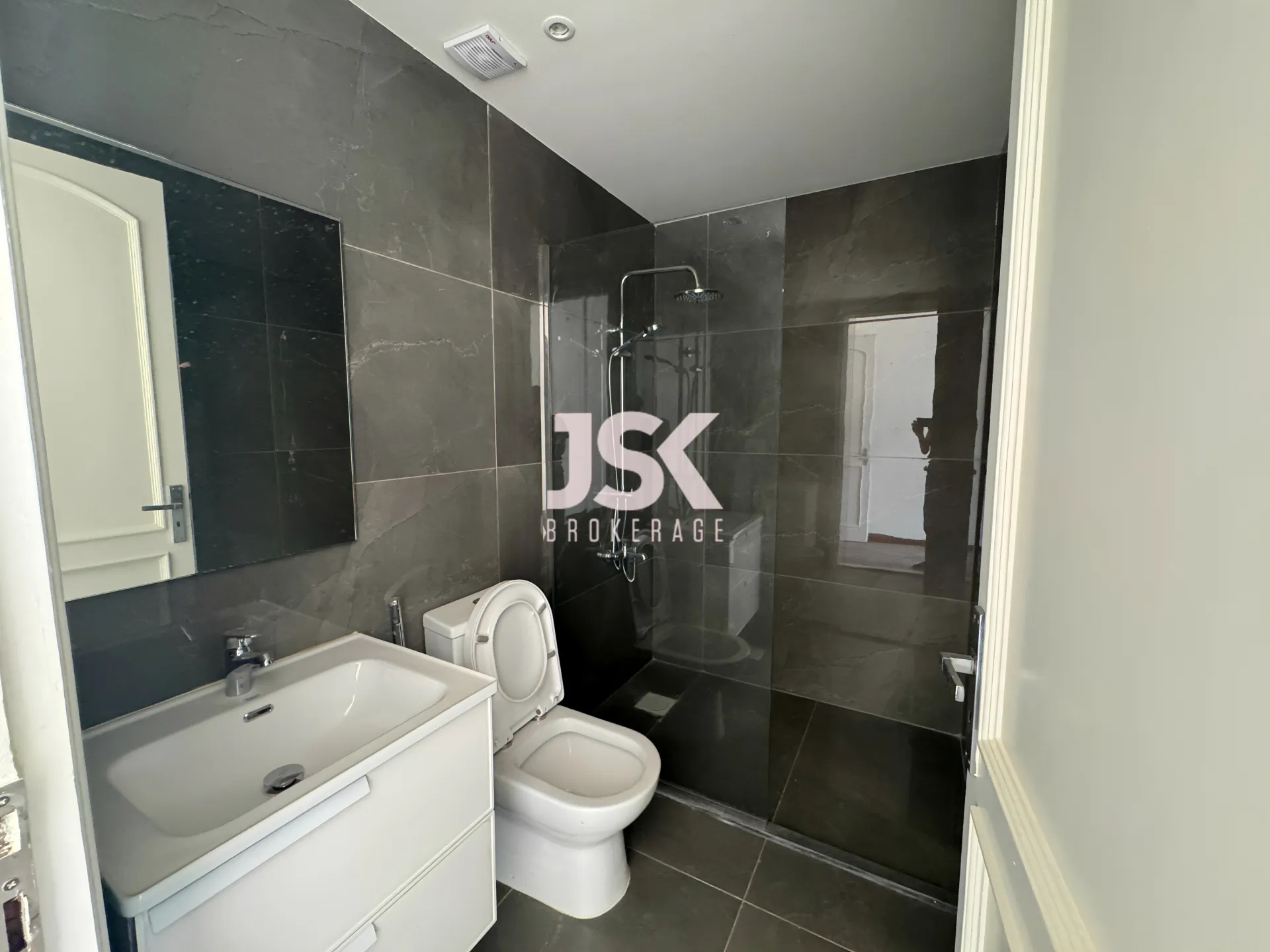 Apartment for Rent in Ras