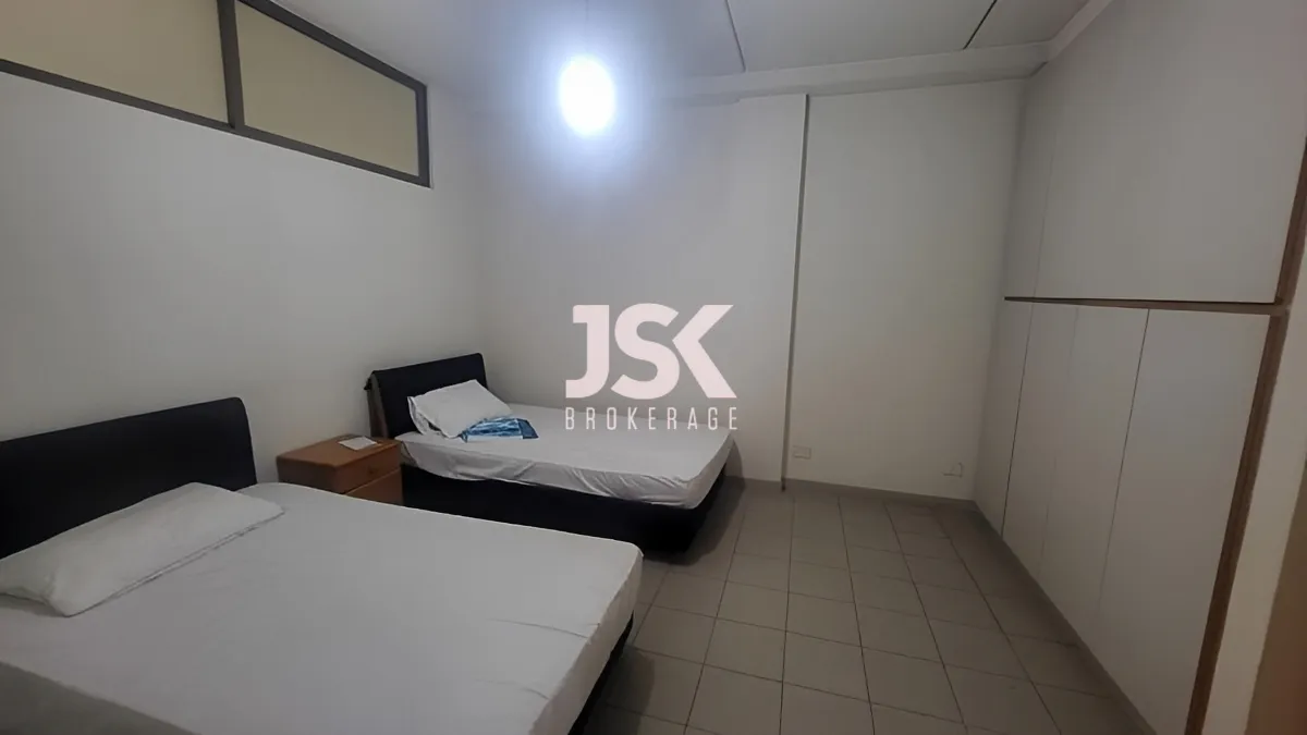 Chalet for sale in Zouk Mosbeh - 2 bed, 1 bath