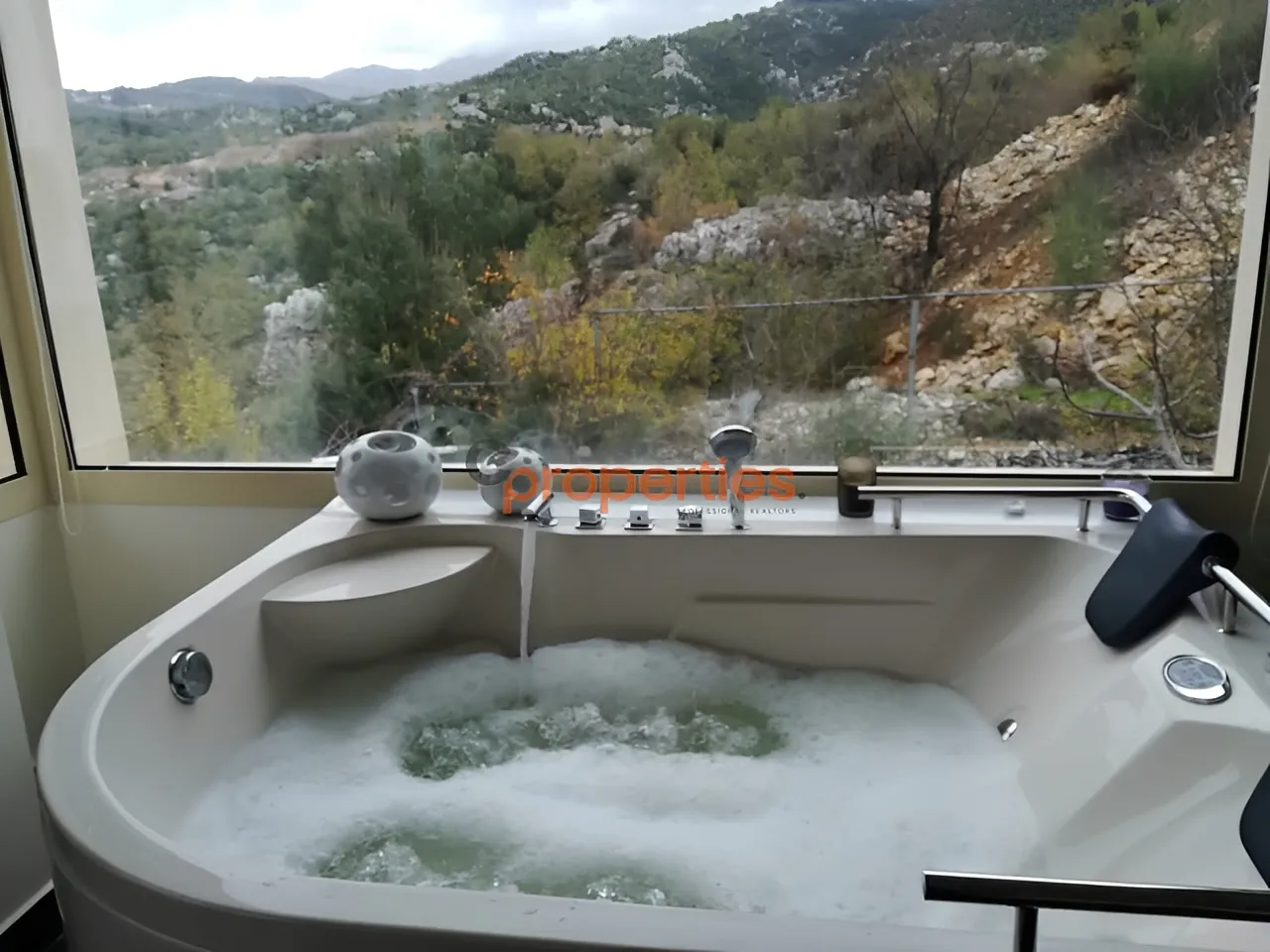 Villa for Sale in Zandouqah