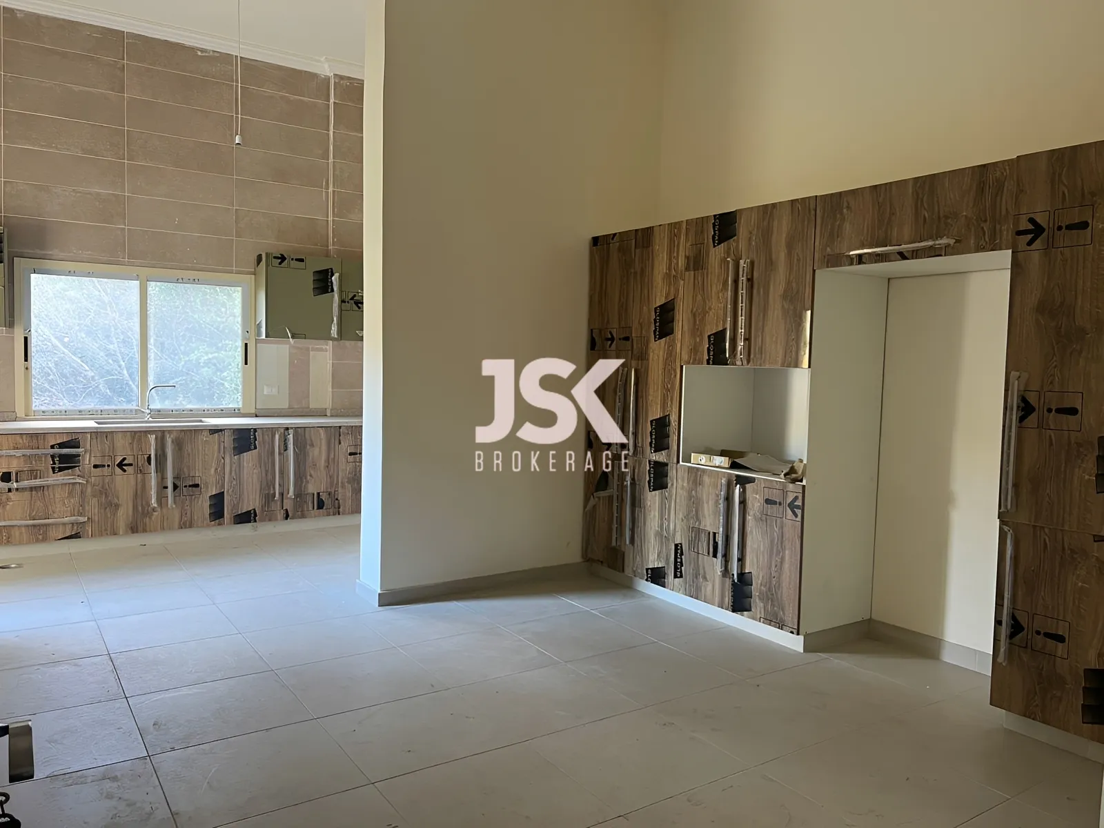 Apartment for Sale in Bchamoun
