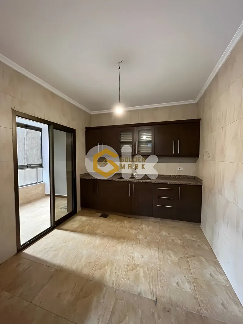 Apartment for Sale in Zarif, Bayrut