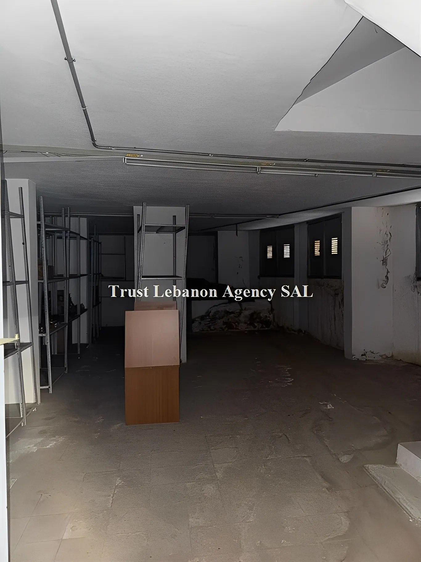 Commercial Property For Rent in Metn, Bkenaya