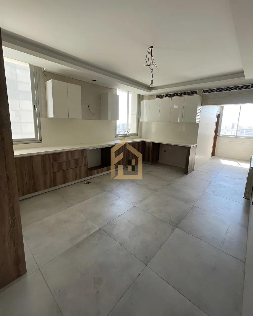 Apartment for sale in Ras Al Naba'a, Beirut, Lebanon