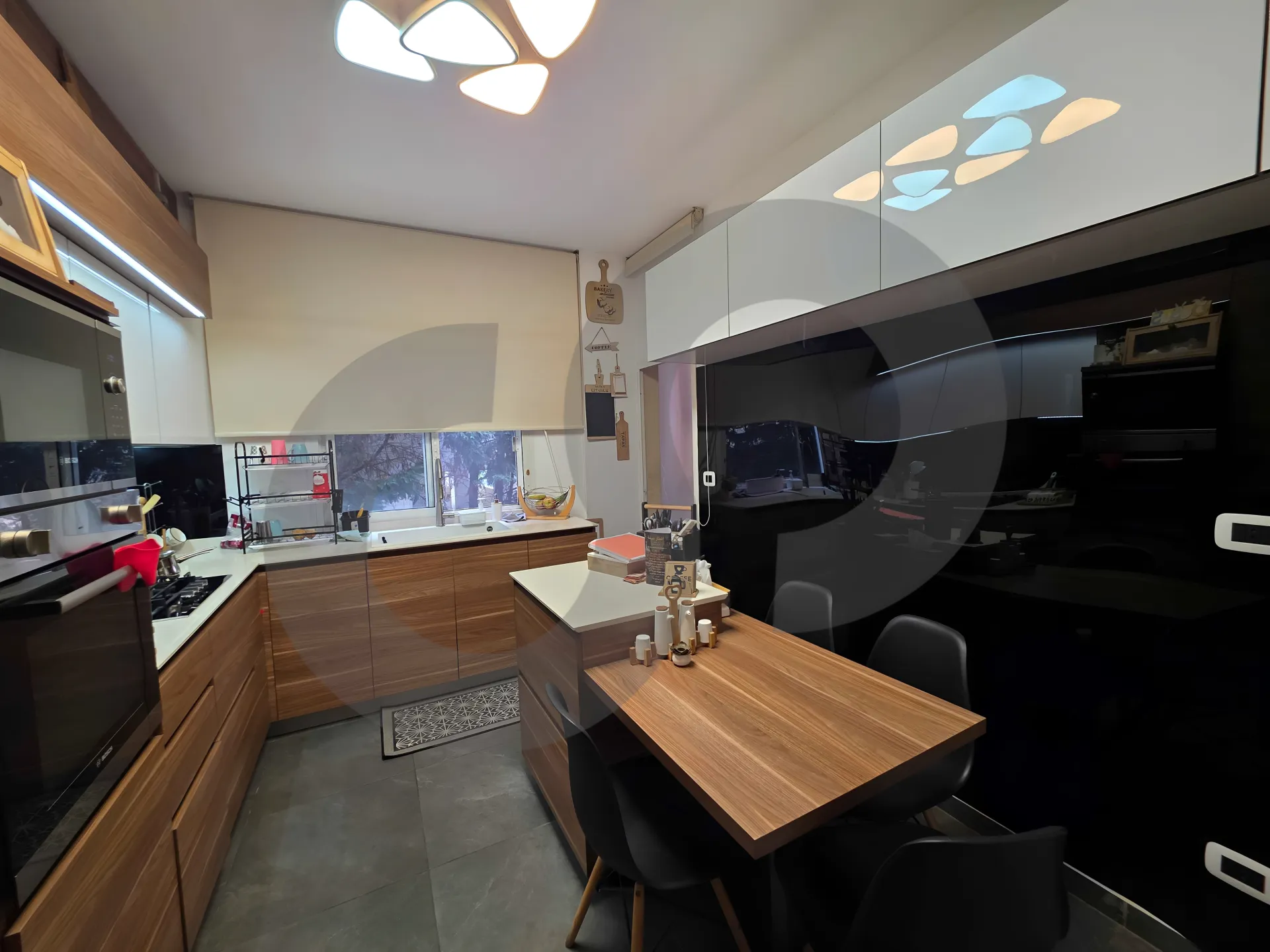 Apartment for Sale in Adonis