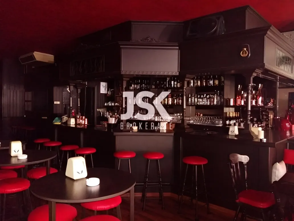 Restaurant for sale in Mansourieh