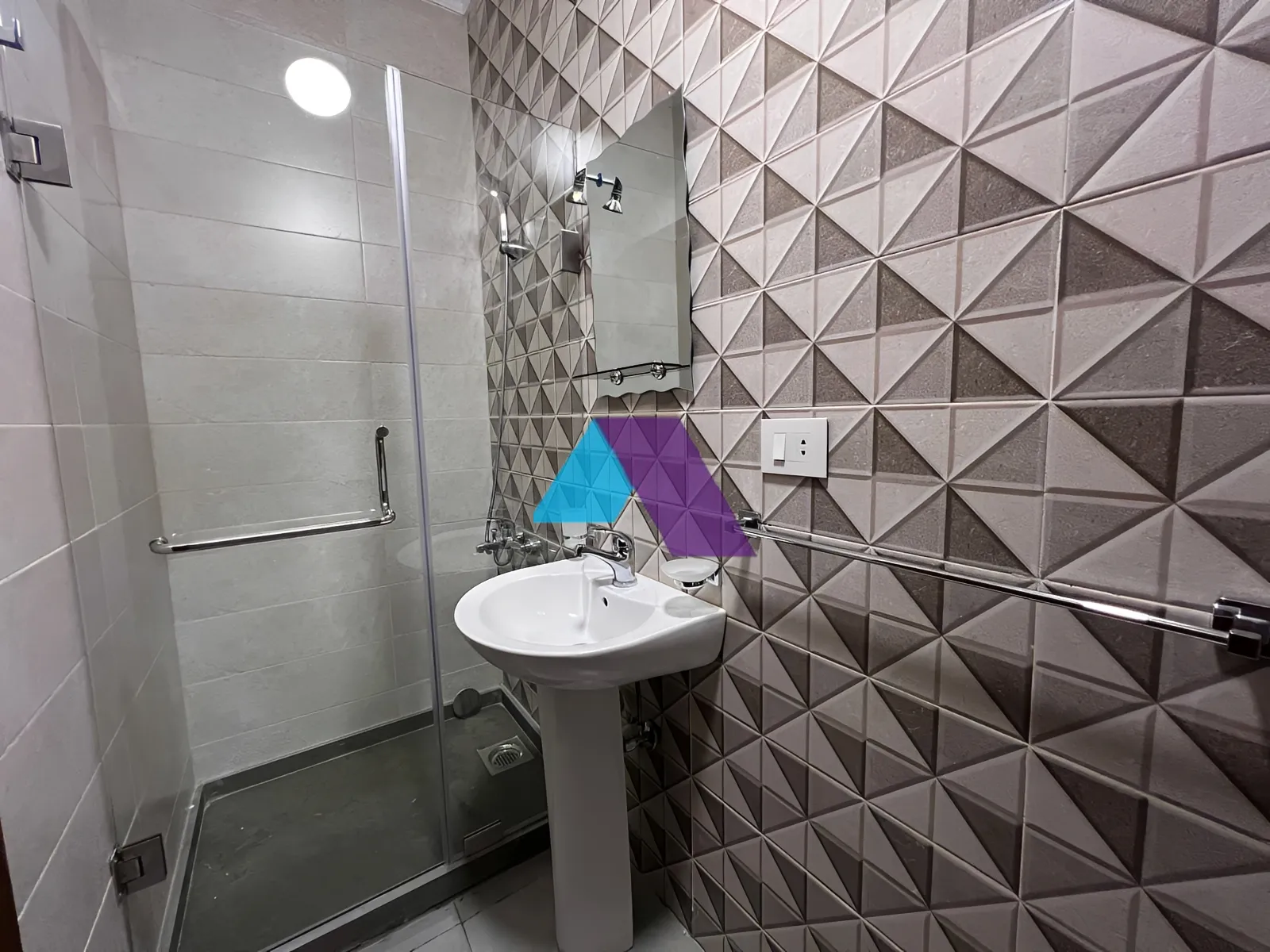 Apartment for sale in Blat, Lebanon - 3 bed, 4 bath