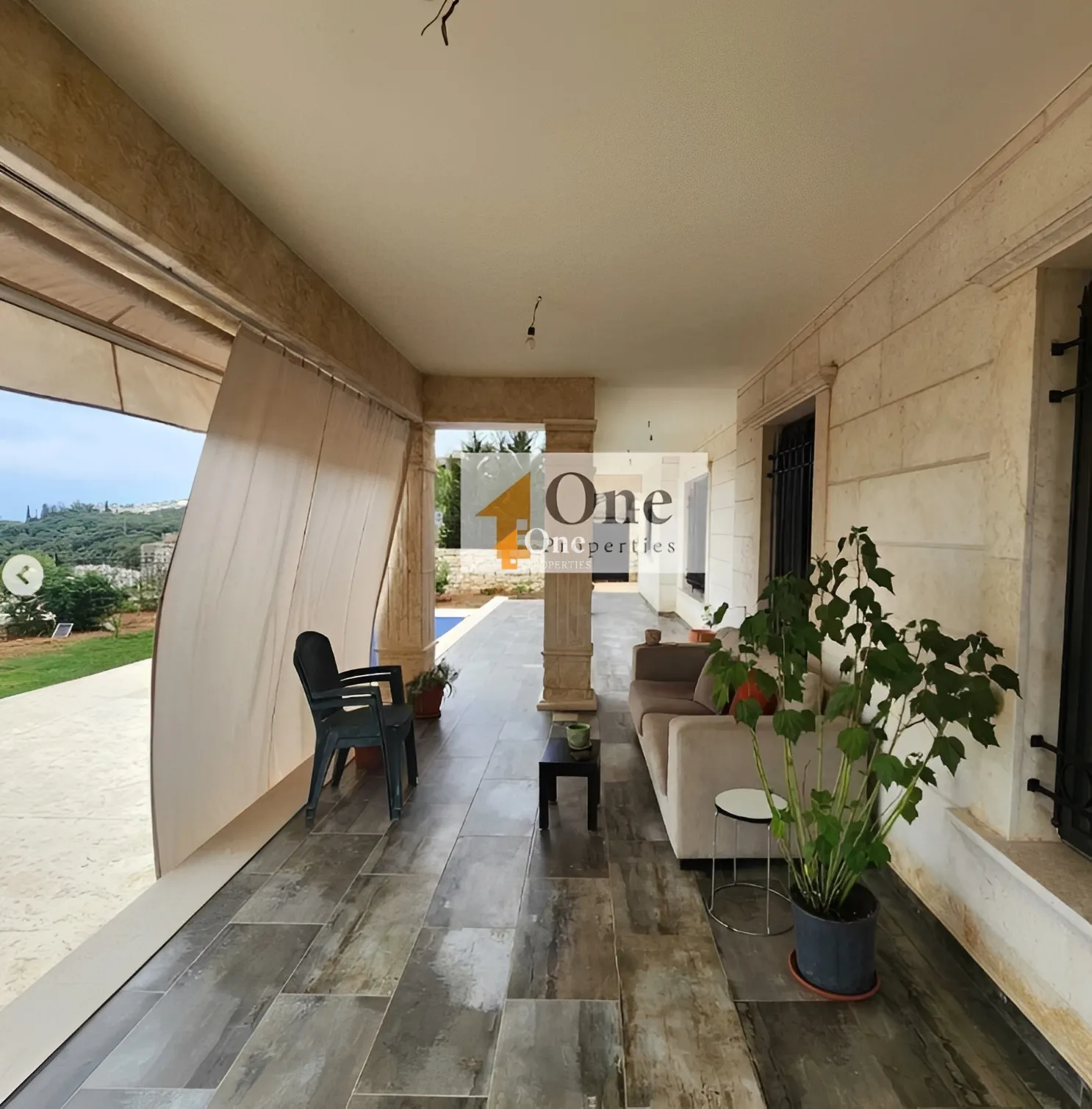 Villa for sale in Gharzouz, Lebanon - 5 bed, 7 bath
