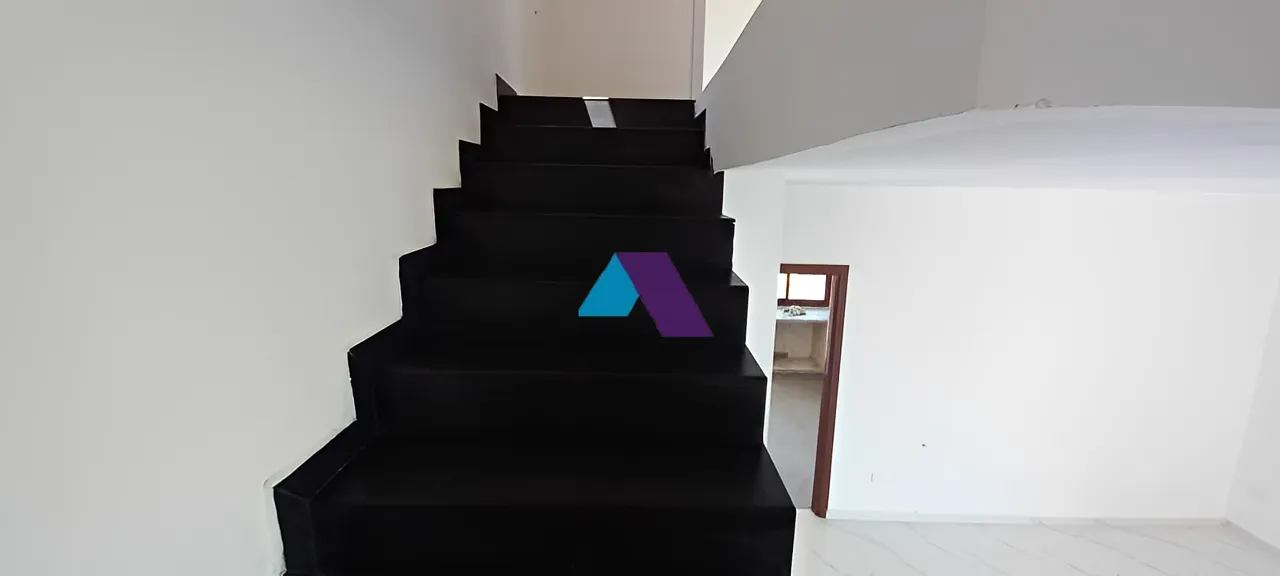 Villa for Sale in Assia
