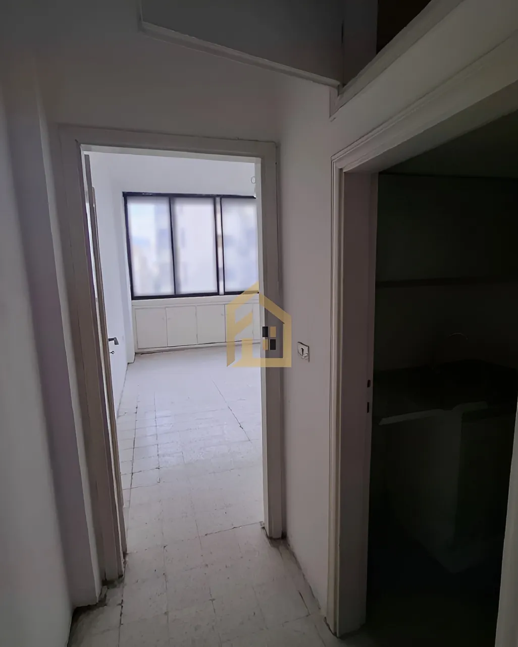 Office for sale in Baouchriyeh, Lebanon