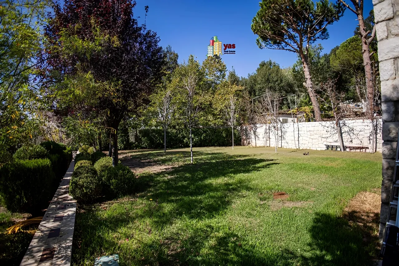 Villa for Sale in Ajaltoun