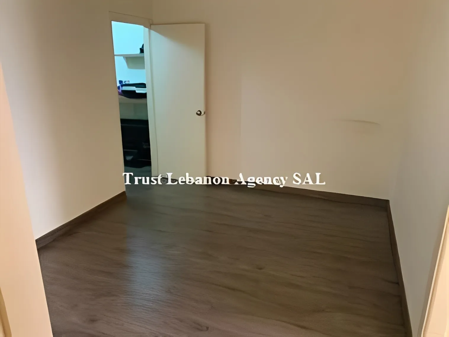 Office For Rent in Metn, Zalka