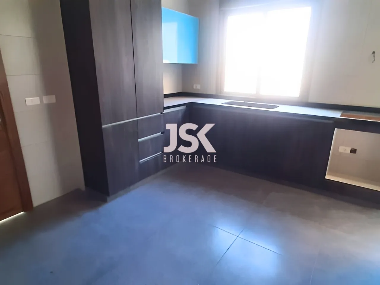 Apartment for Sale in Nabay - 3 bed, 3 bath