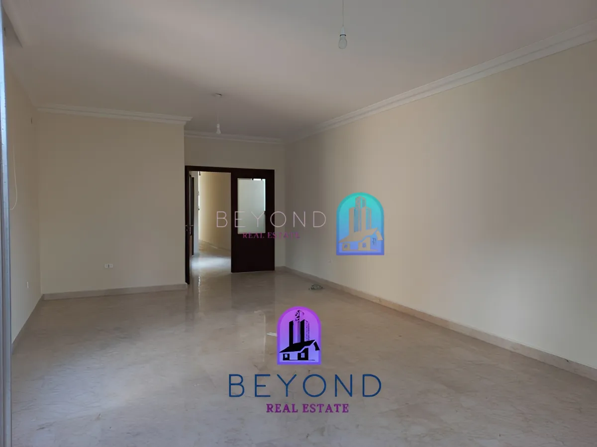 Apartment for sale in Mar Elias St، Bayrut, Lebanon
