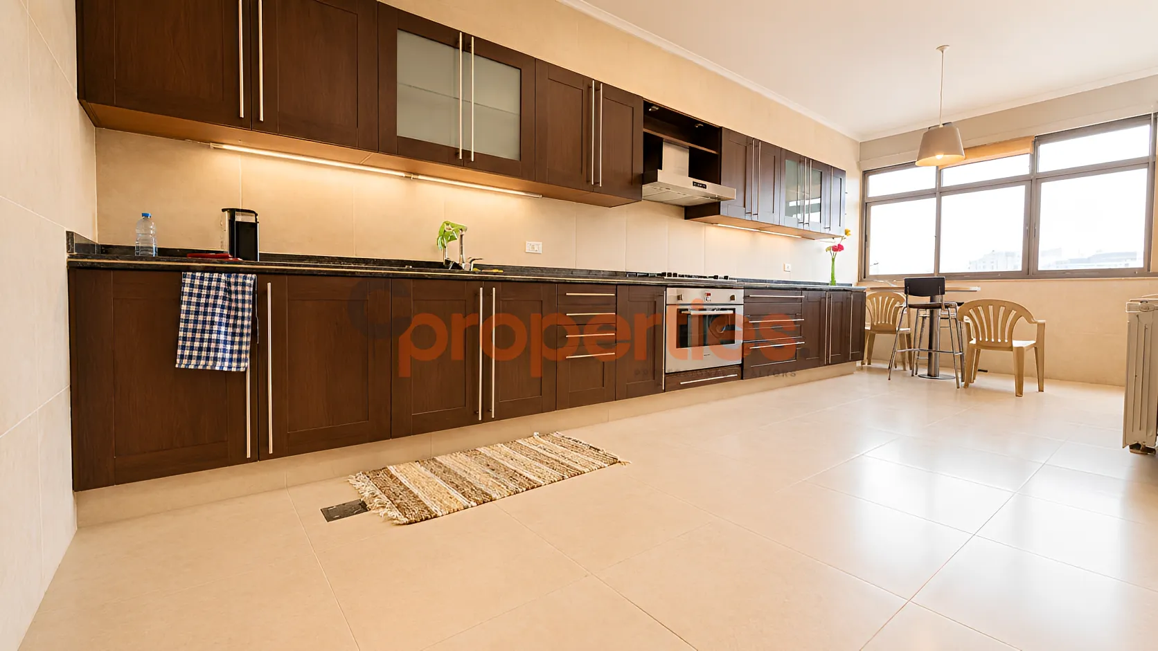 Apartment for rent in Ras Al Naba'a, Beirut, Lebanon - 3 bed, 4 bath
