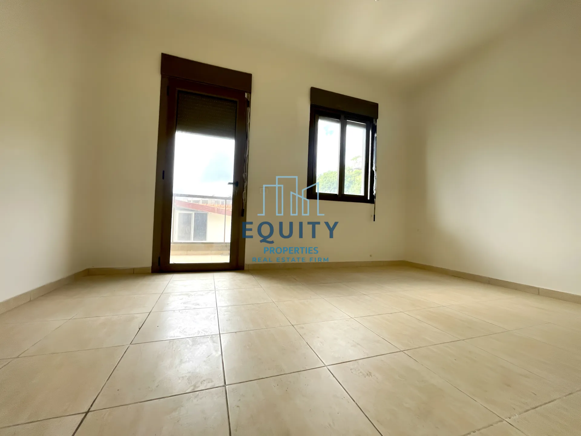 Apartment for sale in Achkout