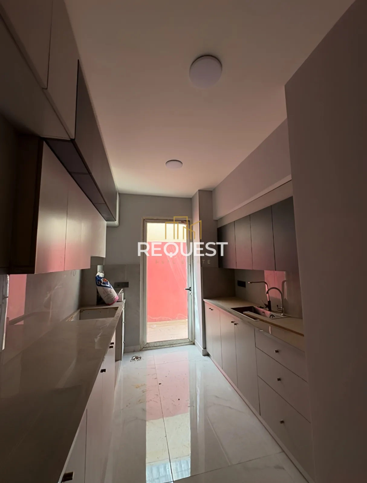 Apartment for rent in Achrafieh, beirut, lebanon