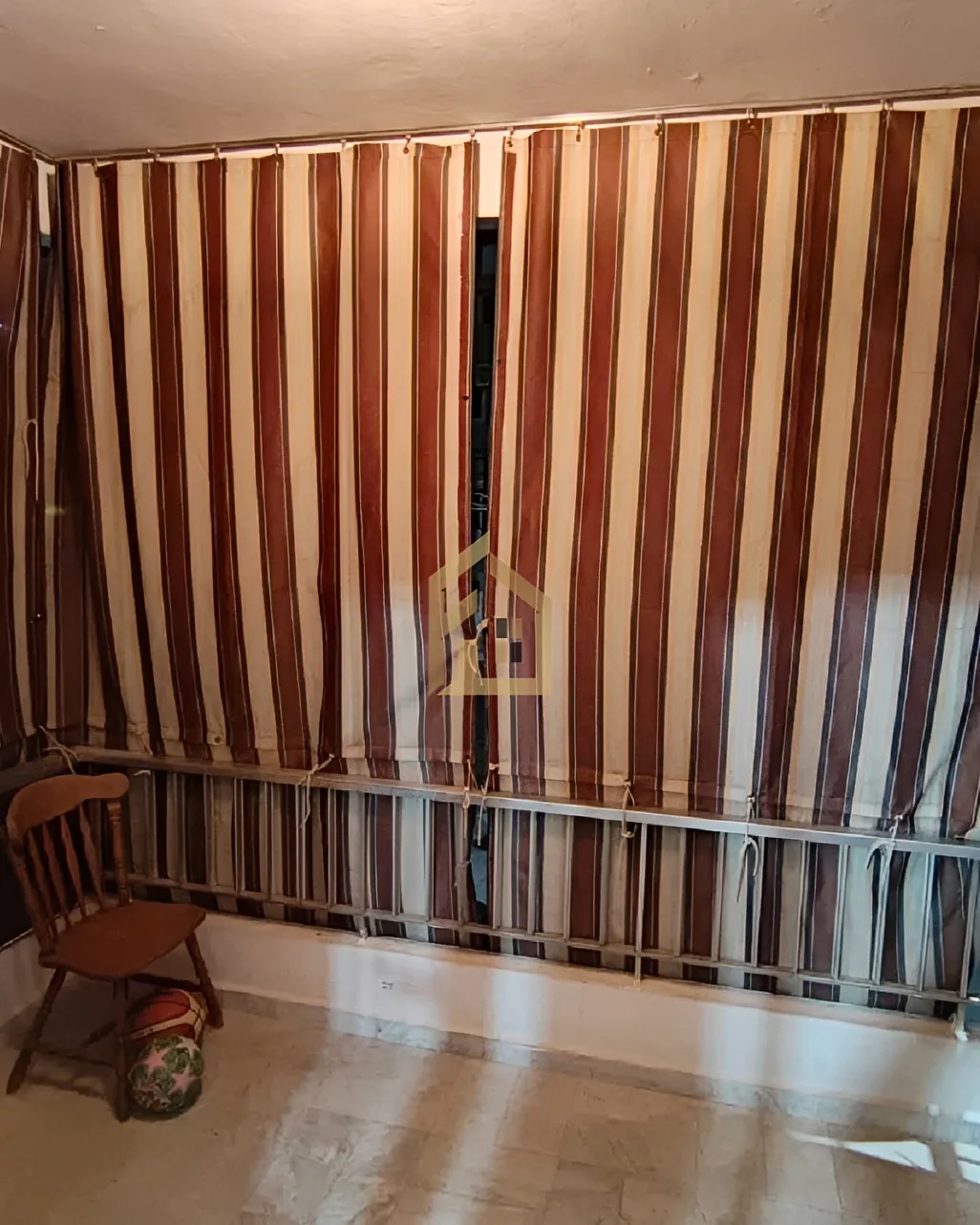 Apartment for rent in Mazraat Yachoua, Lebanon - 2 bed, 2 bath