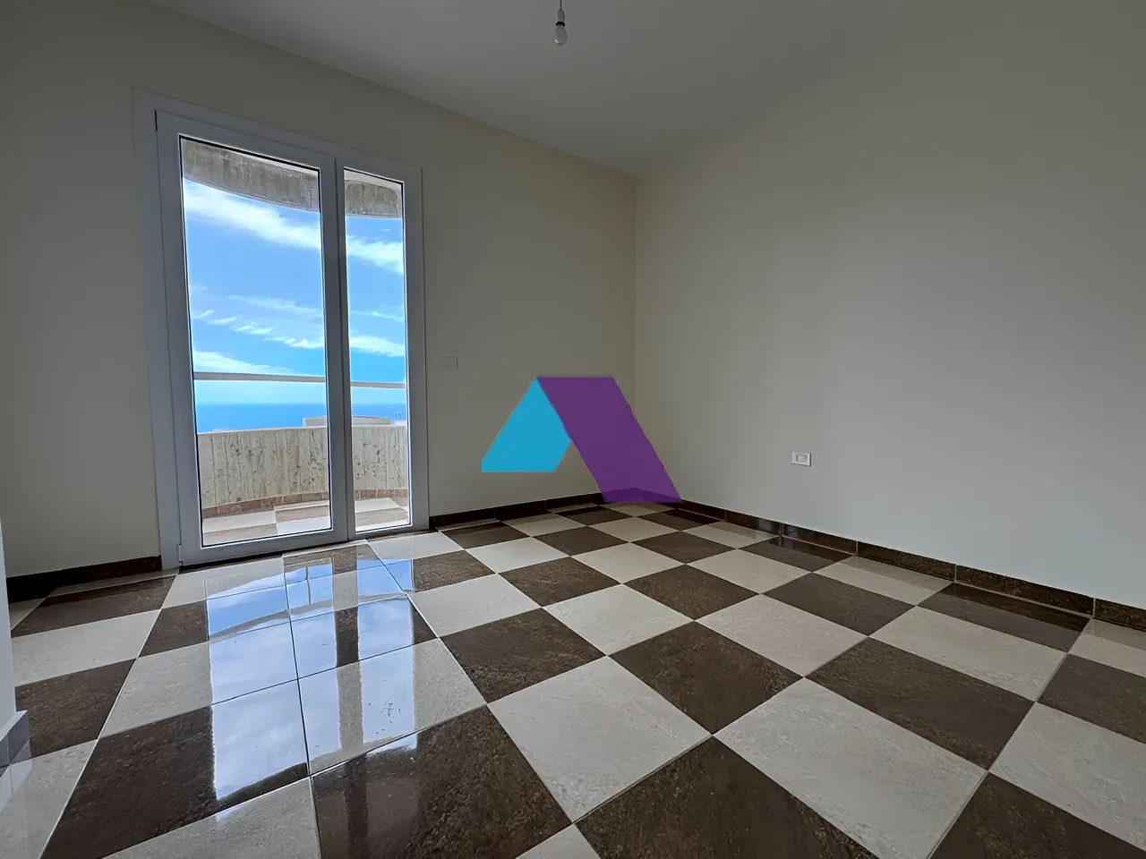 Apartment for Sale in Halat