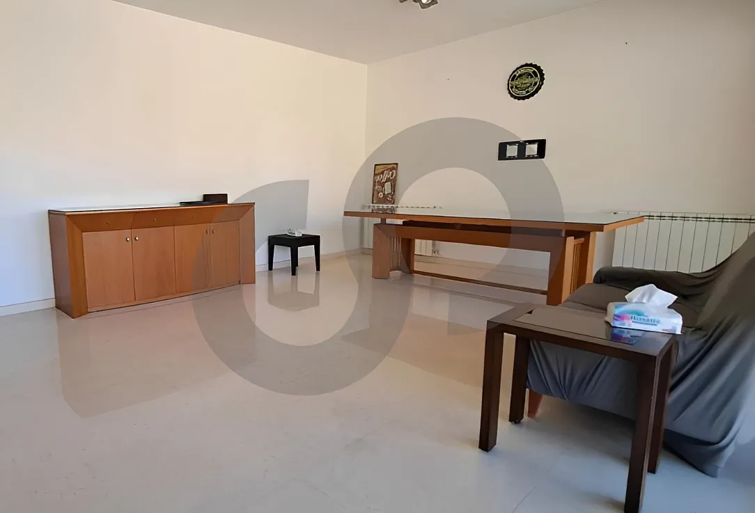 Apartment for Sale in Ras Al Naba'a - 3 bed, 4 bath