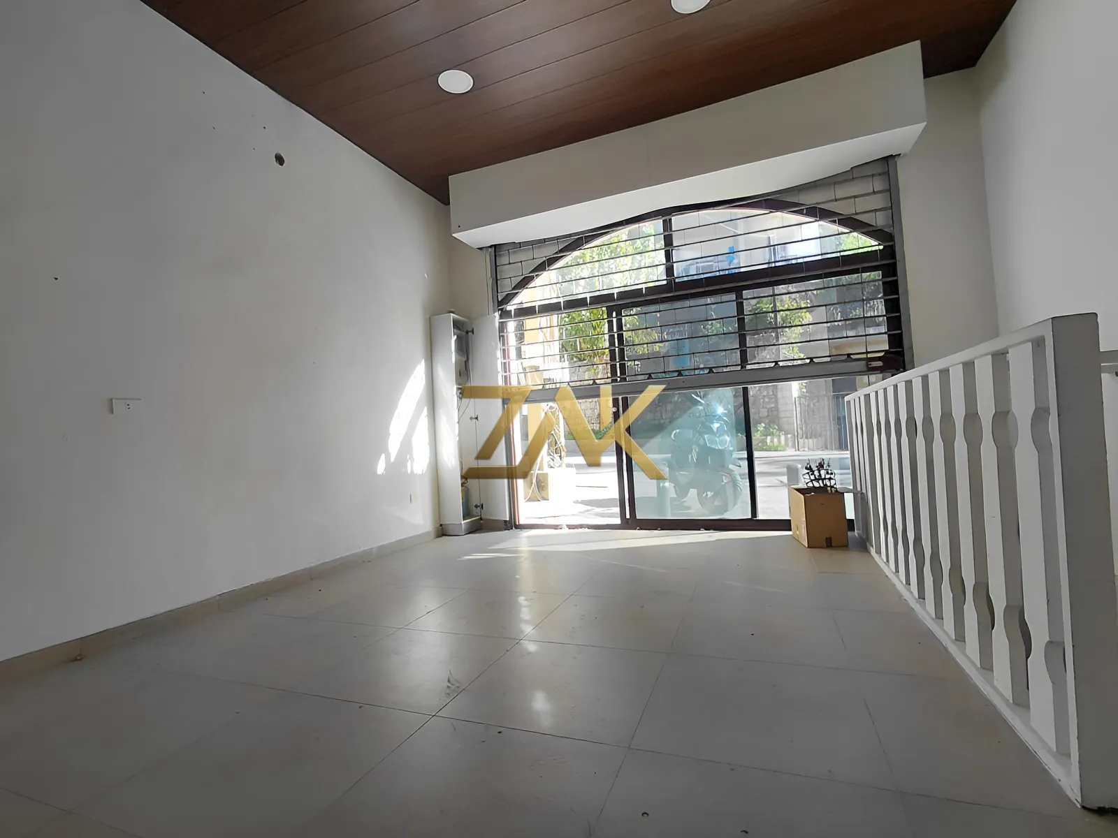 Shop for Rent Zouk Mikael
