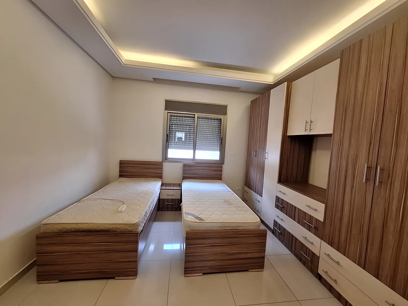شقة for rent in فنار، بوشرية، لبنان
