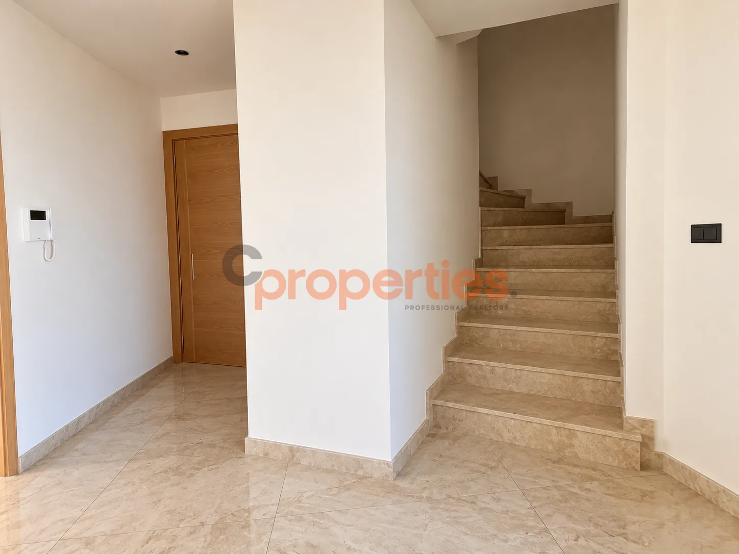 Apartment for Sale in Ain Aar