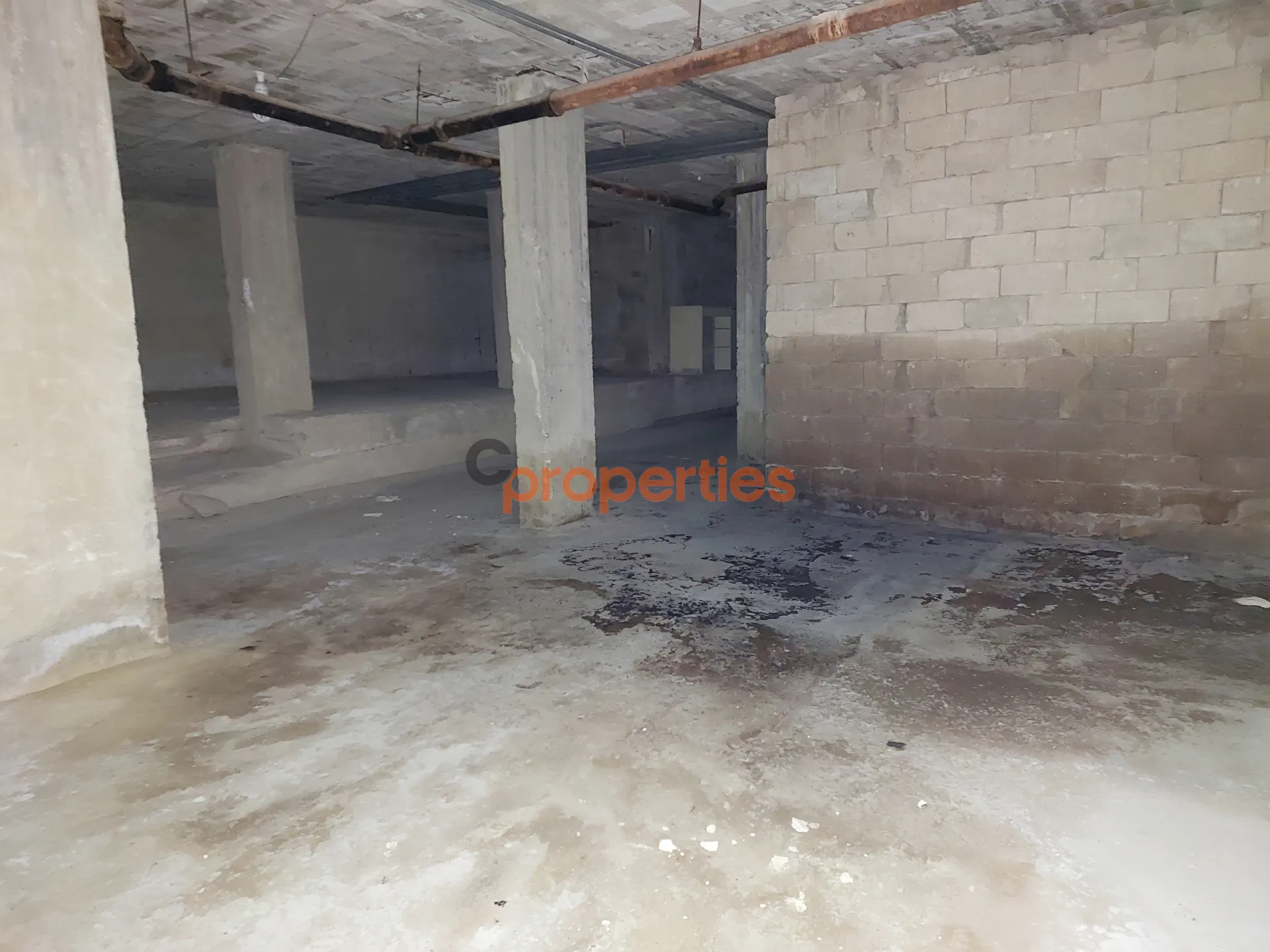 Warehouse for Sale in Bqennaya