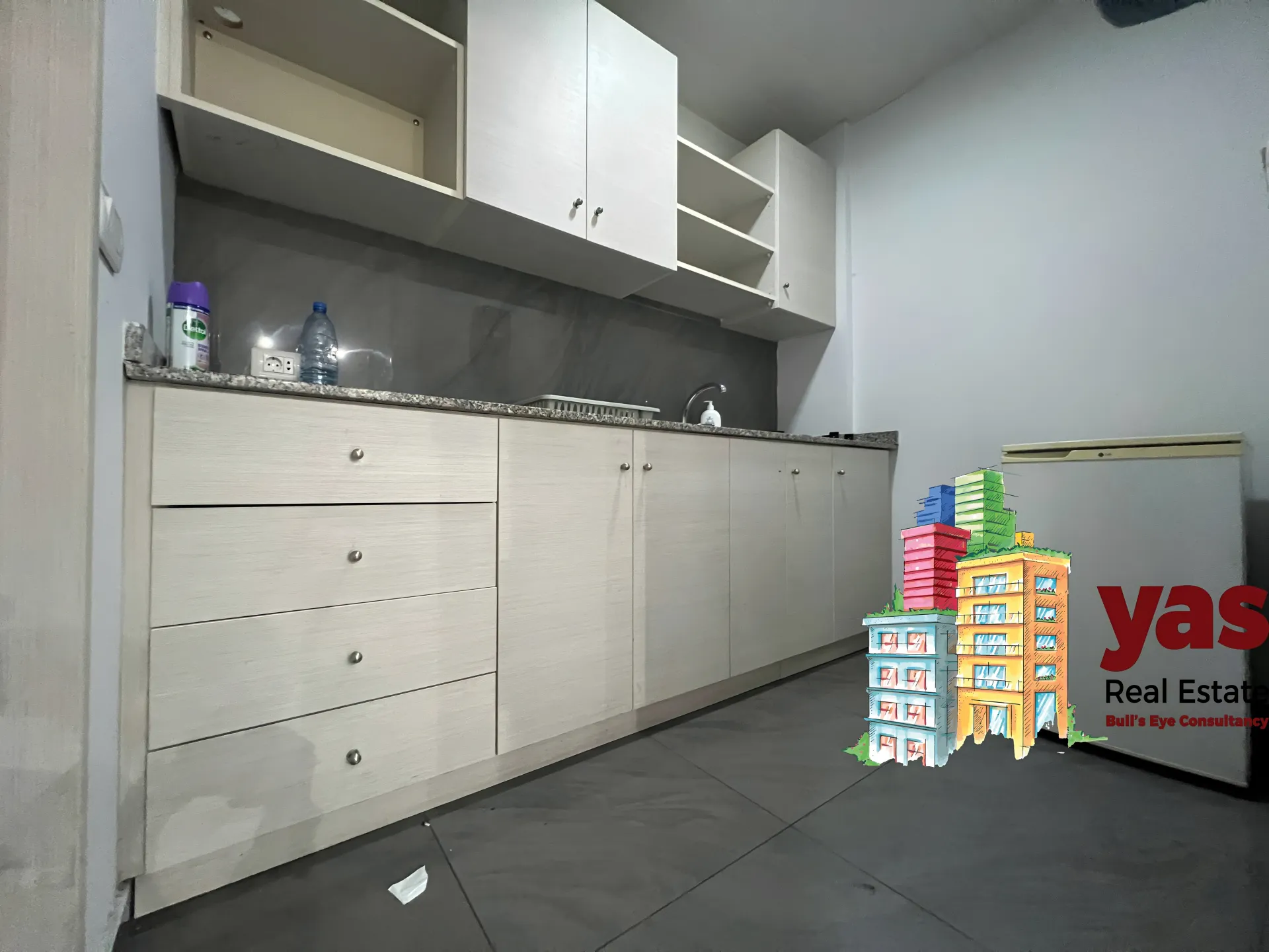 Shop for rent in Kaslik