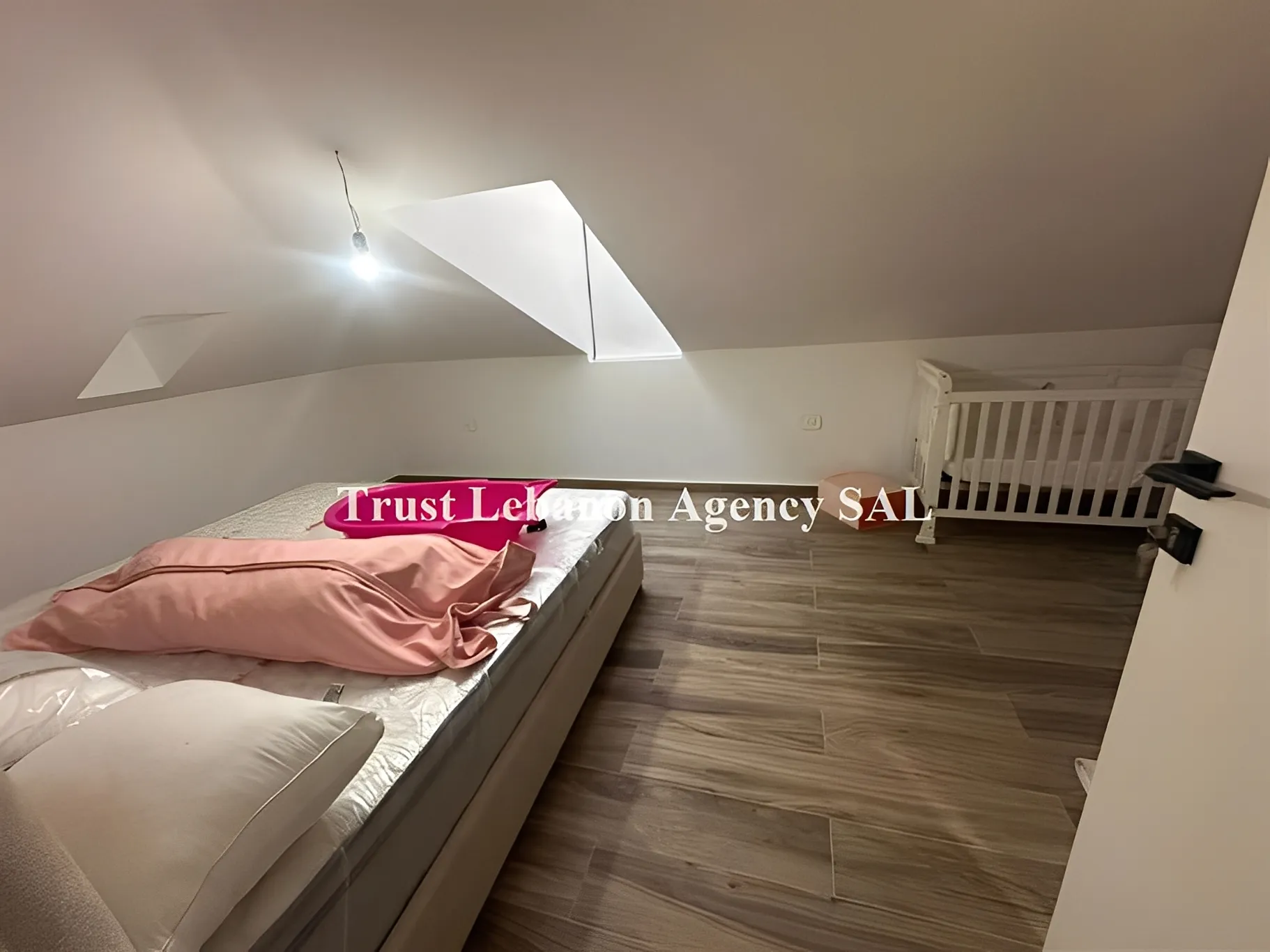 Duplex for Sale in Metn Jouret El Ballout Lebanon - 3 bed, 4 bath