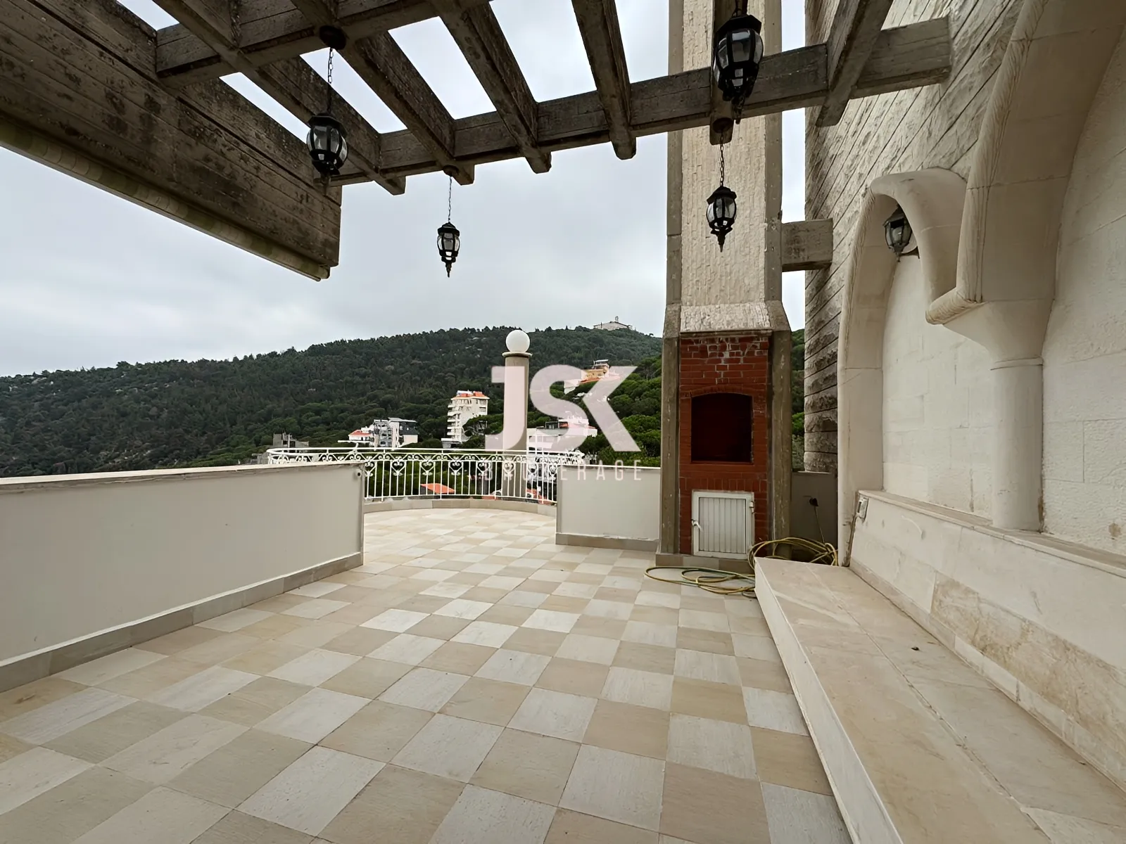 Duplex for Sale in Broummana - 3 bed, 1 bath