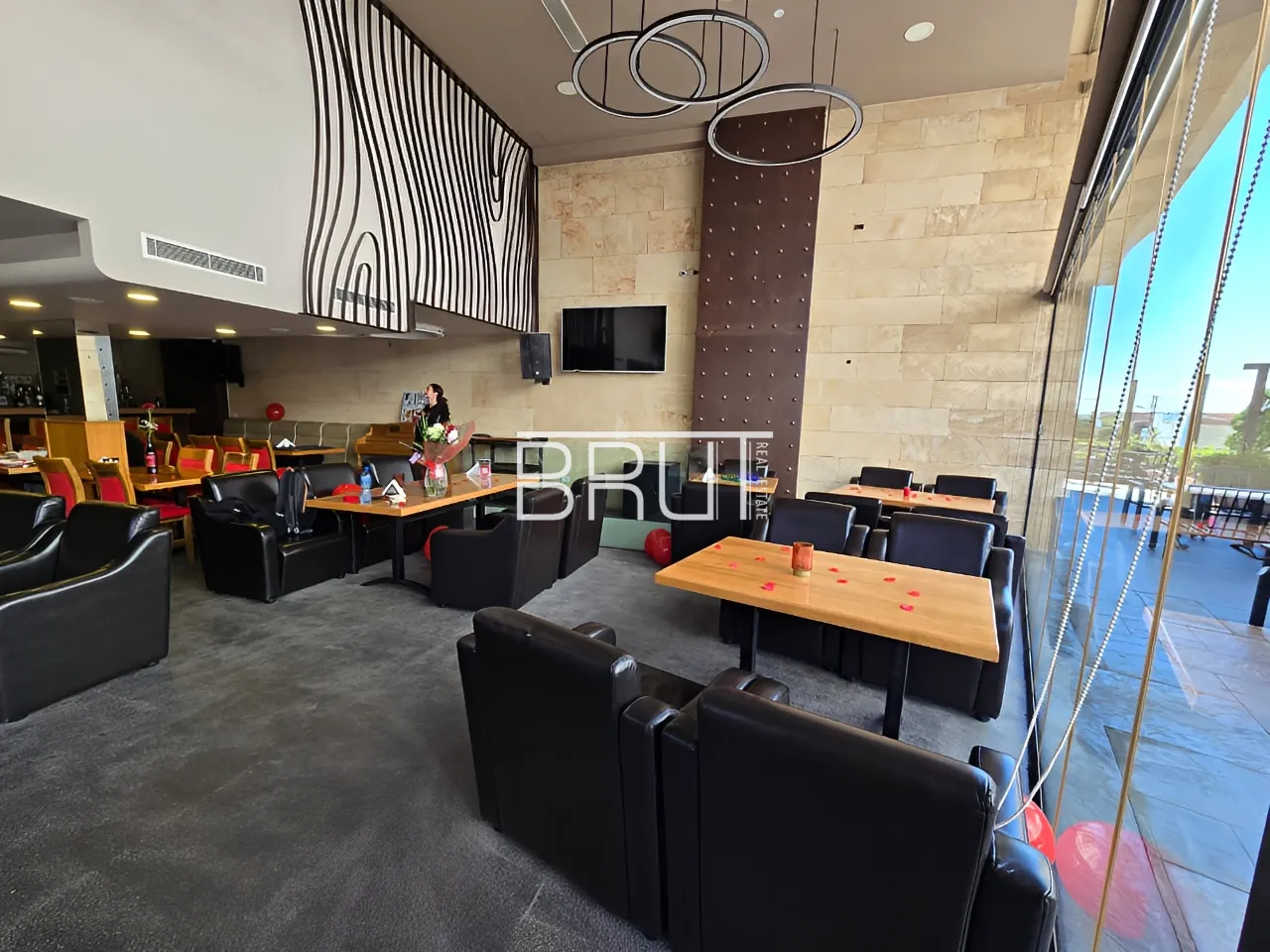 Restaurant for rent in Kaslik