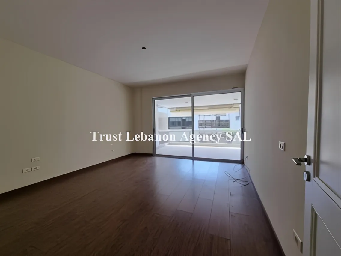 Apartment for Sale in Ashrafieh Beirut - 4 bed, 3 bath